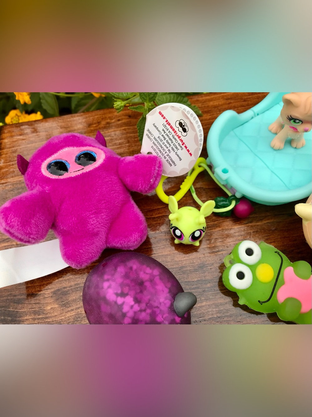 Mix Lot Toys Squishy Donuts Shopkins Cars & Figure LPS Cat SURPRIZAMALS - Picture 3 of 16